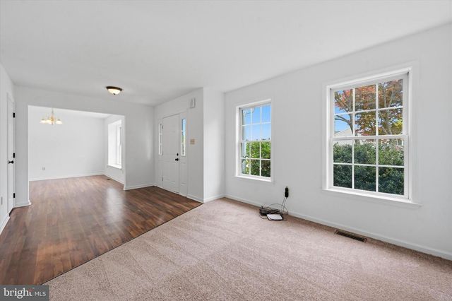 198 SEBASTIAN DR, Oxford, PA 19363