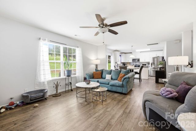 8502 Mansell Court, Charlotte, NC 28215