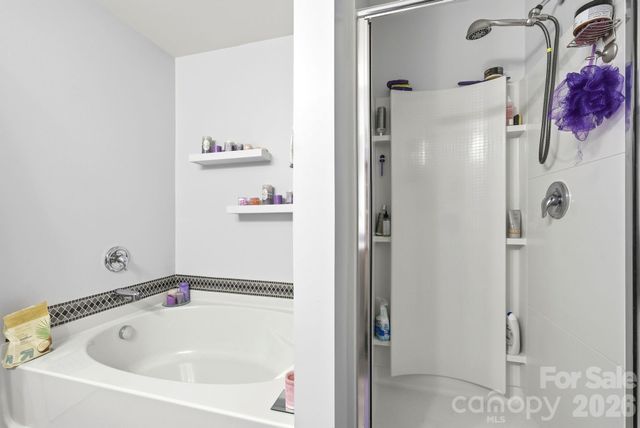 8502 Mansell Court, Charlotte, NC 28215