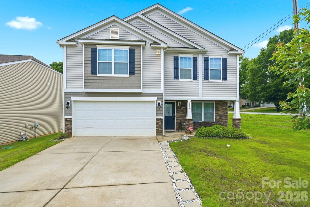 8502 Mansell Court, Charlotte, NC 28215