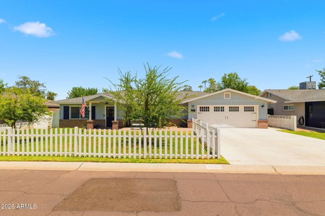 4628 E WINDSOR Avenue, Phoenix, AZ 85008