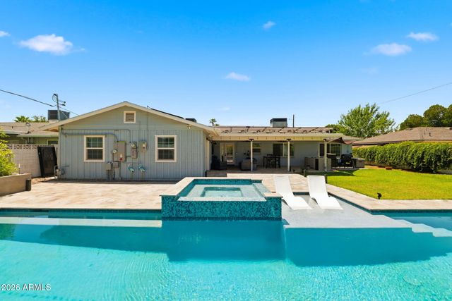 4628 E WINDSOR Avenue, Phoenix, AZ 85008