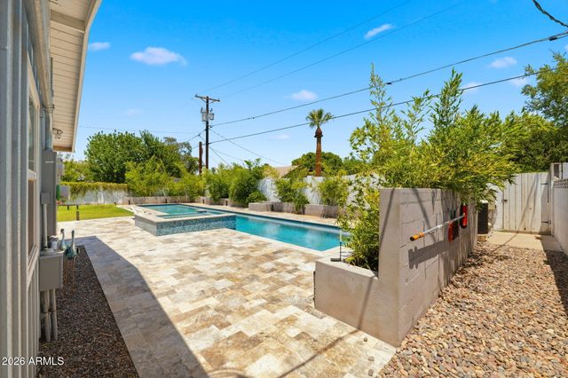 4628 E WINDSOR Avenue, Phoenix, AZ 85008