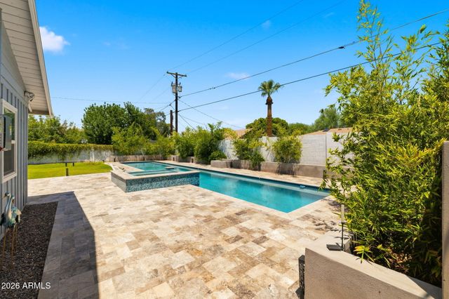 4628 E WINDSOR Avenue, Phoenix, AZ 85008