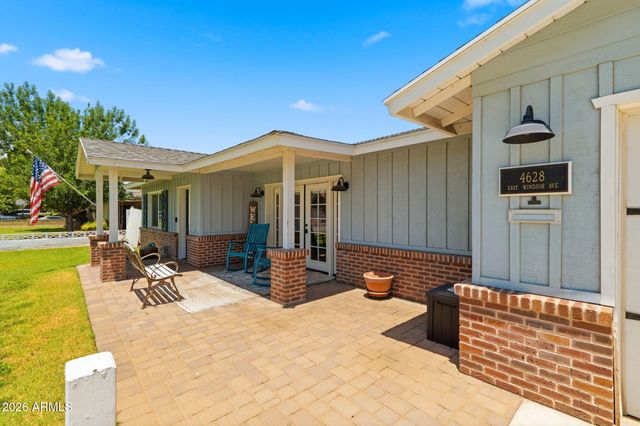 4628 E WINDSOR Avenue, Phoenix, AZ 85008