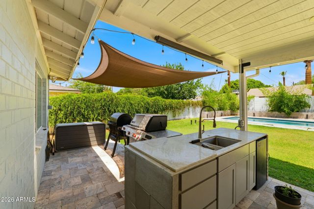 4628 E WINDSOR Avenue, Phoenix, AZ 85008
