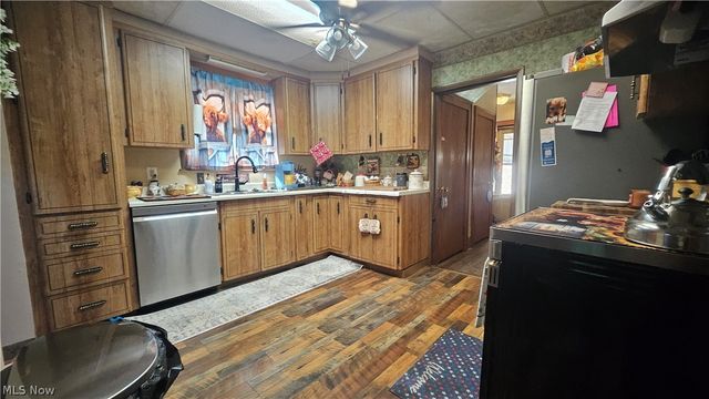 839 W Vine Street, Martins Ferry, OH 43935