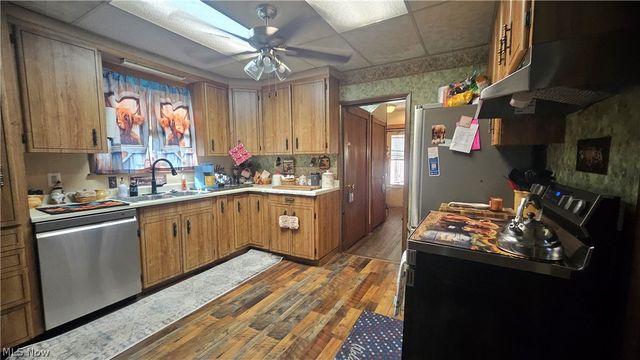 839 W Vine Street, Martins Ferry, OH 43935
