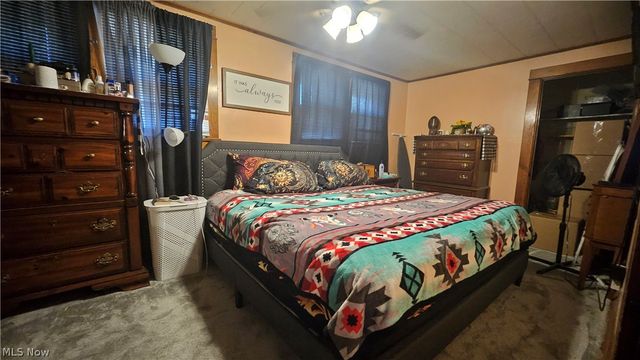 839 W Vine Street, Martins Ferry, OH 43935