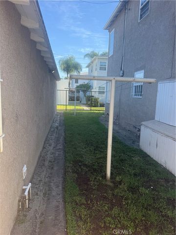 2421 Magnolia, Long Beach, CA 90806