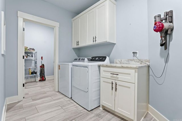 240 Dawson Springs Drive, Little Rock, AR 72210
