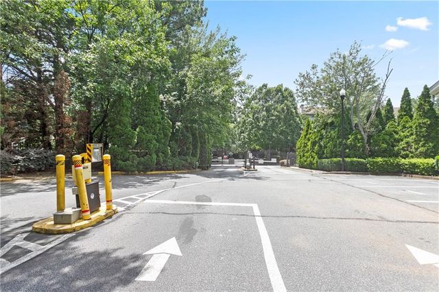 2700 Pine Tree Road NE 2303, Atlanta, GA 30324