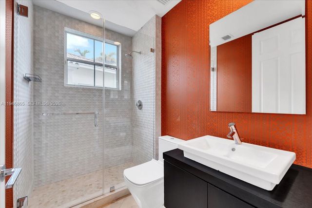 1469 Shoreline Way, Hollywood, FL 33019