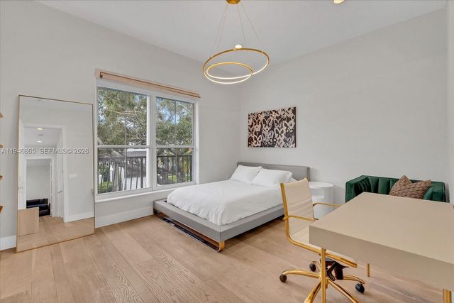 1469 Shoreline Way, Hollywood, FL 33019