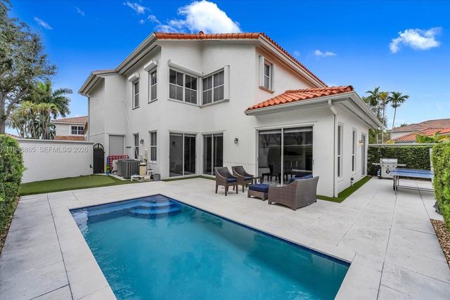 1469 Shoreline Way, Hollywood, FL 33019