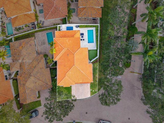 1469 Shoreline Way, Hollywood, FL 33019