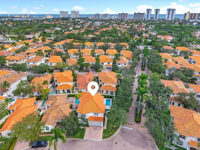 1469 Shoreline Way, Hollywood, FL 33019