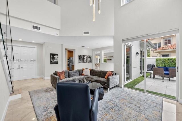 1469 Shoreline Way, Hollywood, FL 33019