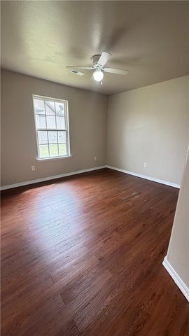 77 Ingleborough Drive, Bella Vista, AR 72715