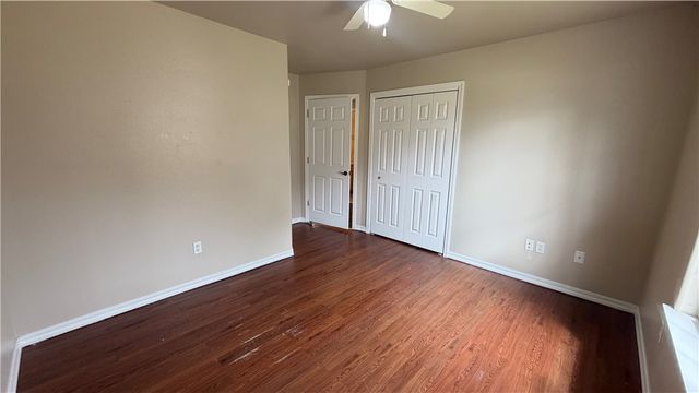 77 Ingleborough Drive, Bella Vista, AR 72715