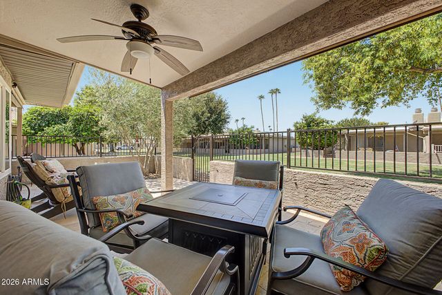 25244 S BERRY BROOK Drive, Sun Lakes, AZ 85248