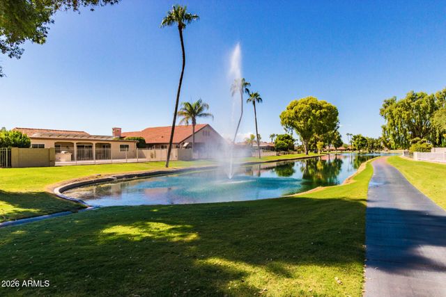 25244 S BERRY BROOK Drive, Sun Lakes, AZ 85248