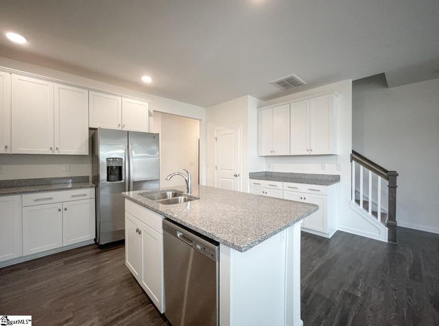 6086 Haddington Drive, Roebuck, SC 29376