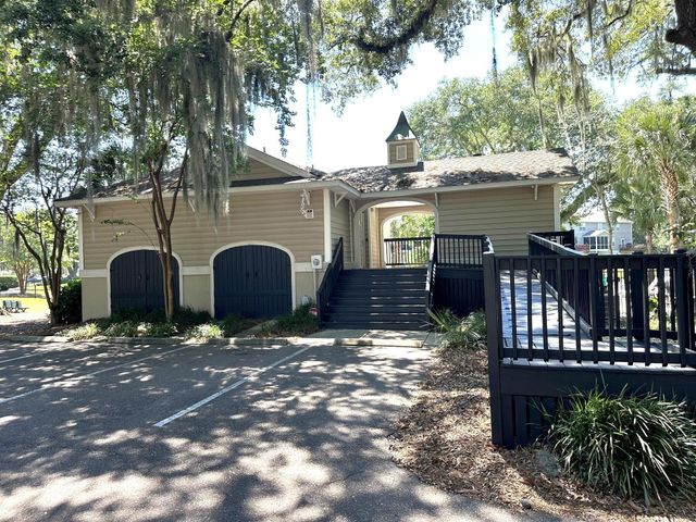 2858 Woodland Park Drive, Mount Pleasant, SC 29466