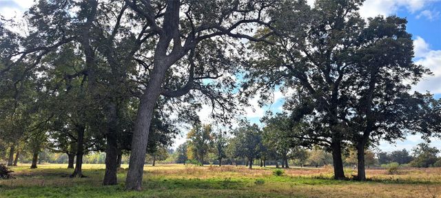 3432 County Road 206 RD N, Cameron, TX 76520