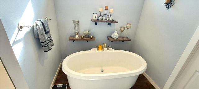 3432 County Road 206 RD N, Cameron, TX 76520