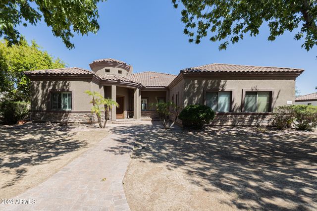 2902 E GARY Way, Phoenix, AZ 85042