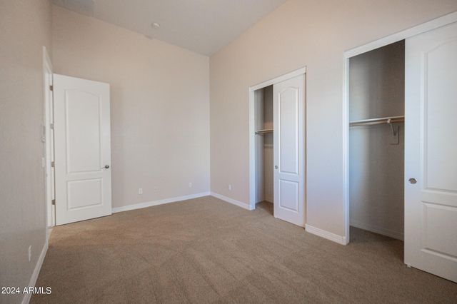 2902 E GARY Way, Phoenix, AZ 85042