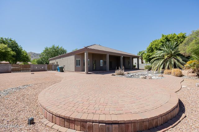 2902 E GARY Way, Phoenix, AZ 85042