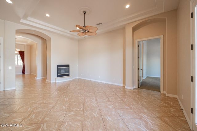 2902 E GARY Way, Phoenix, AZ 85042