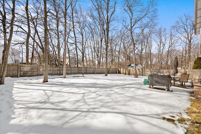 4447 W Lawn Avenue, Waukegan, IL 60085