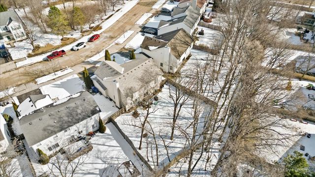 4447 W Lawn Avenue, Waukegan, IL 60085