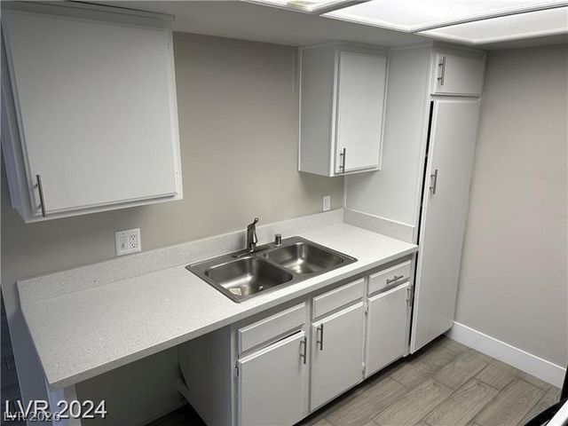 1887 Apricot Court, Henderson, NV 89014