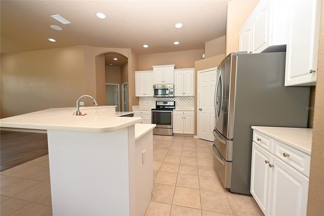 2618 HIGH RIDGE DRIVE, Lakeland, FL 33812