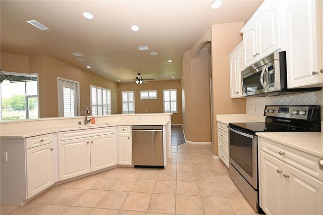 2618 HIGH RIDGE DRIVE, Lakeland, FL 33812