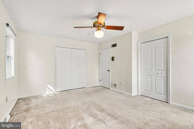 2021 VERONA DR, Harrisburg, PA 17110