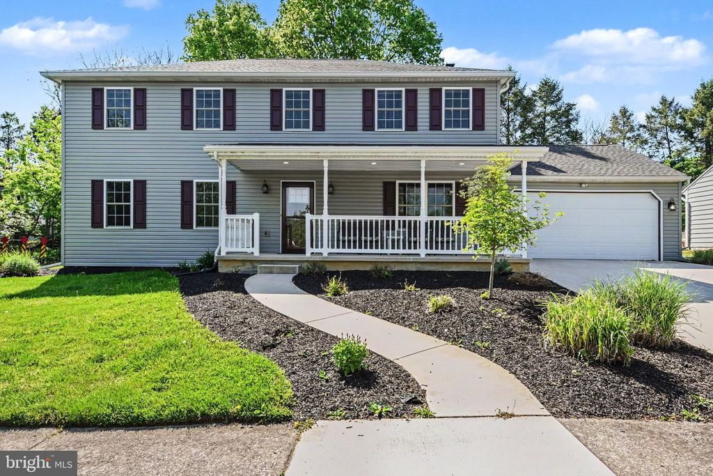 2021 VERONA DR, Harrisburg, PA 17110