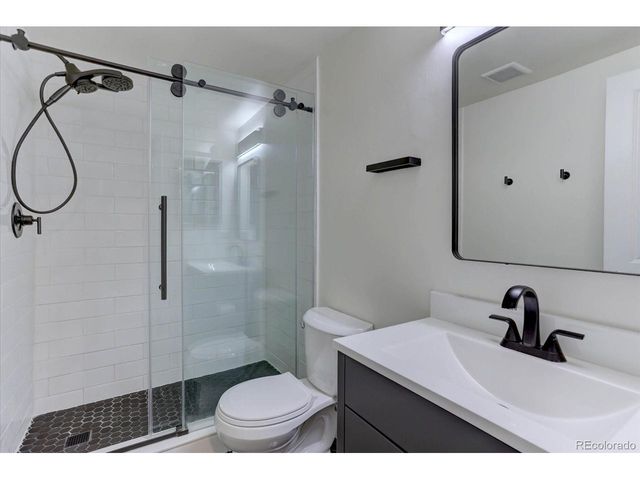 1330 Race St 4, Denver, CO 80206