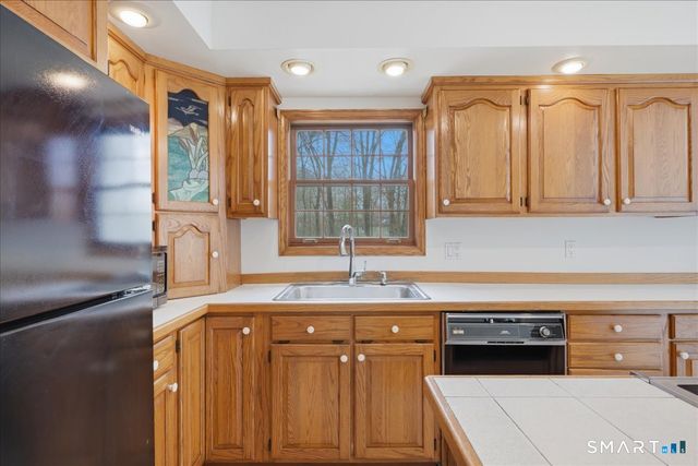 1 Scalise Drive, Columbia, CT 06237