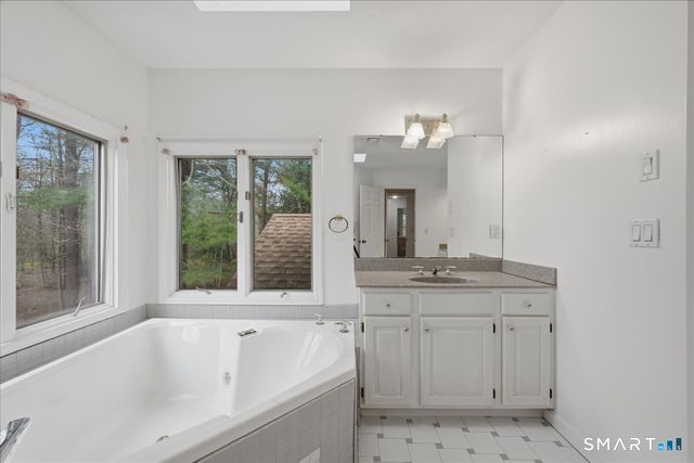 1 Scalise Drive, Columbia, CT 06237