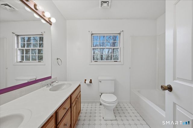 1 Scalise Drive, Columbia, CT 06237