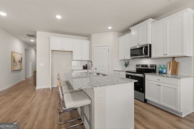 411 Sunflower street Drive 172, Conyers, GA 30094