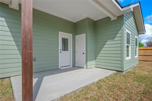 513 Hall Street, Bryan, TX 77803