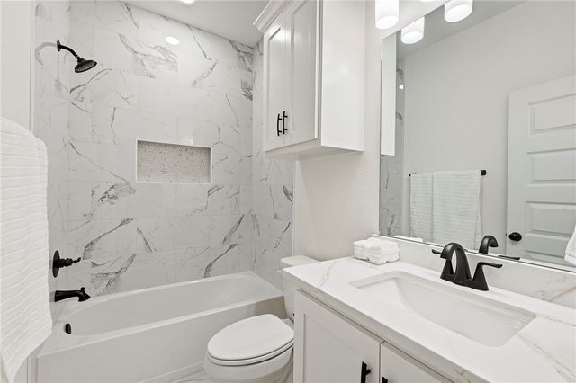 513 Hall Street, Bryan, TX 77803