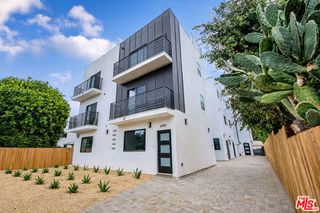 6461 Woodley Avenue, Van Nuys, CA 91406