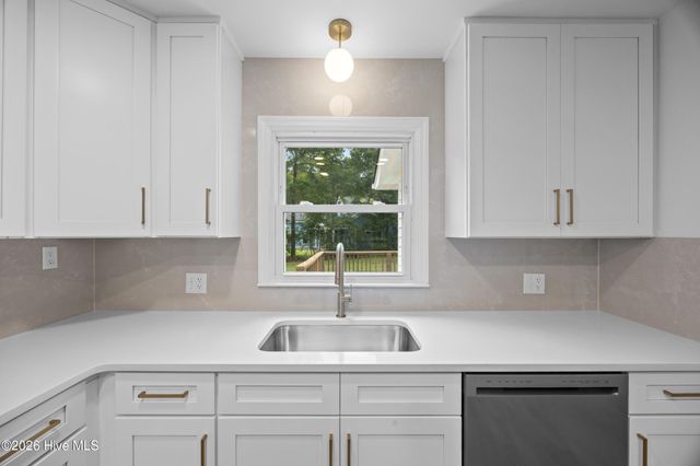 3516 Farmers Chapel Road NE, Leland, NC 28451